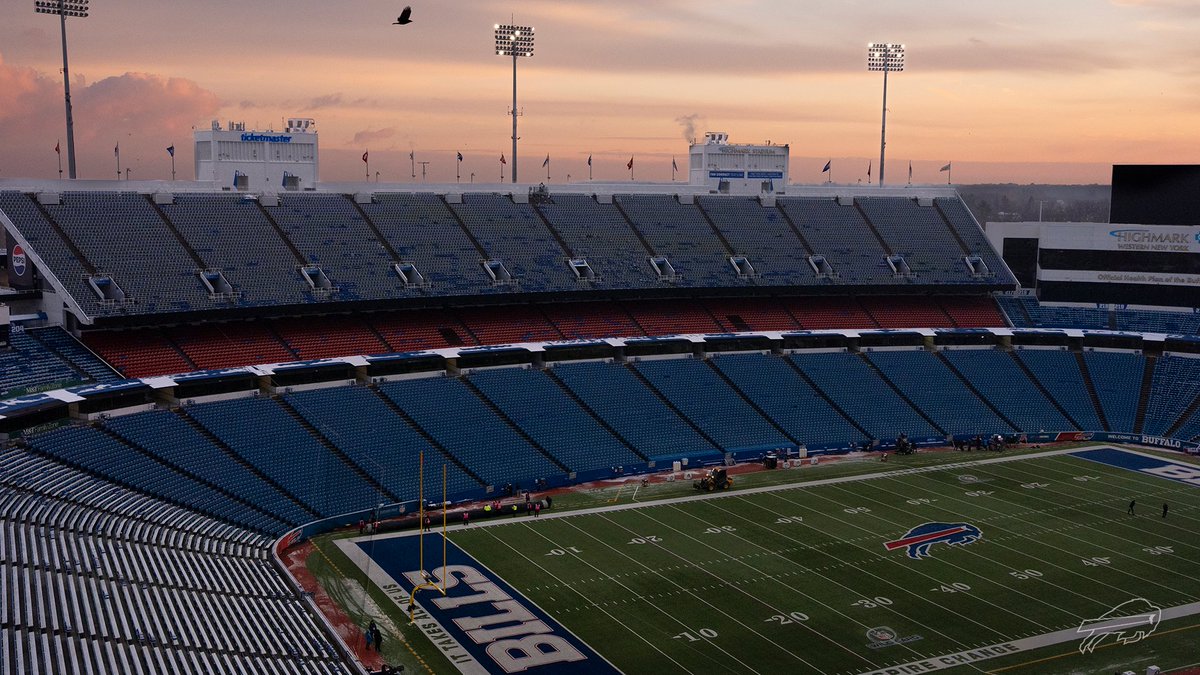 BuffaloBills's tweet photo. It's a beautiful day for playoff football. 😍

#DENvsBUF | #BillsMafia https://t.co/wnrfHVAhl0