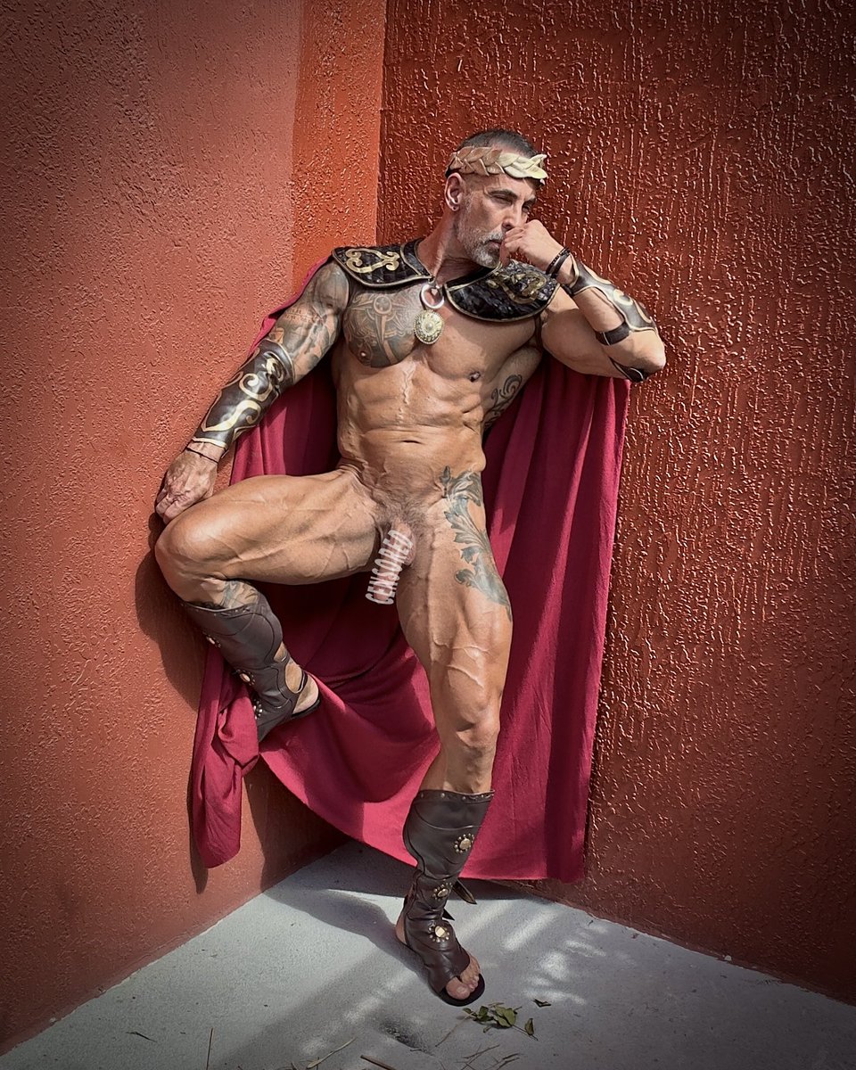 rephysiques's tweet image. SPARTAN?🛡️Or GLADIATOR?🗡️
What do you think? 🤔 

😜👉👉👉 onlyfans.com/rephysiques