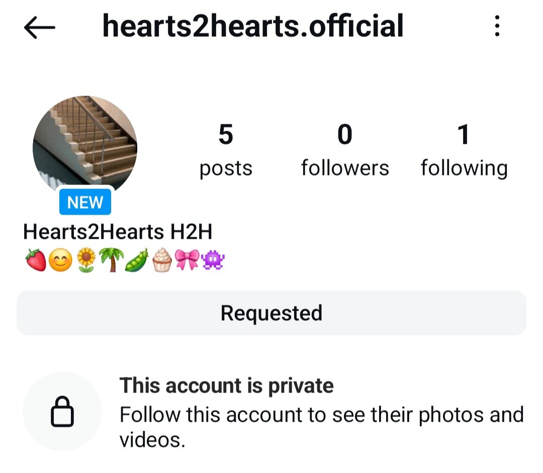 H2H_NEWS's tweet photo. HEARTS2HEARTS official account

@H2H_smtown 
IG: https://t.co/gQCexeddEv

#Hearts2Hearts https://t.co/r1QmWUMO8I