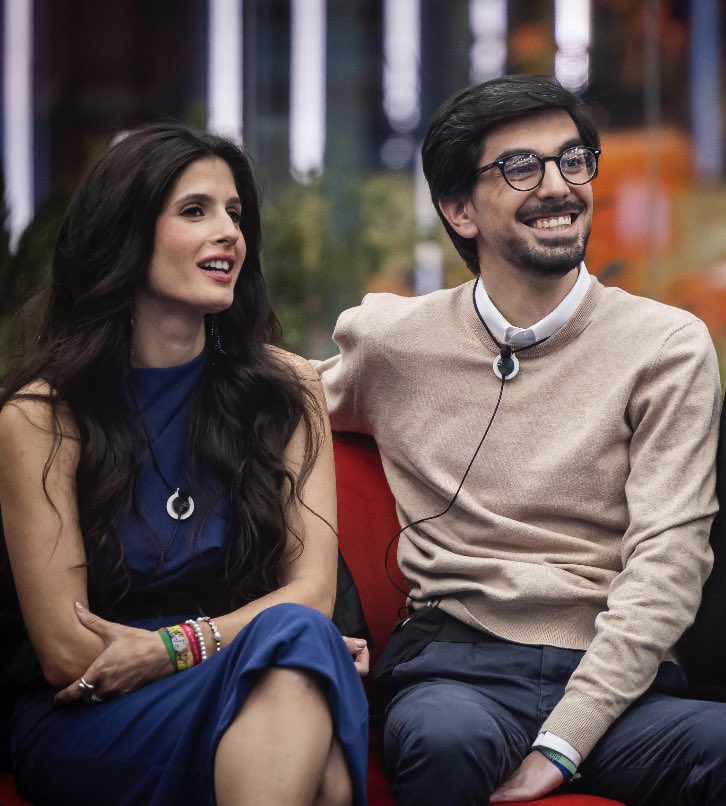 Esta noche a las 22h, nos vemos en el debate <a href="/DaniSantosTV/">Dani Santos</a> <a href="/ghoficial/">Gran Hermano</a>