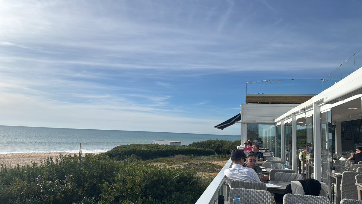 Andy Collins tweet media