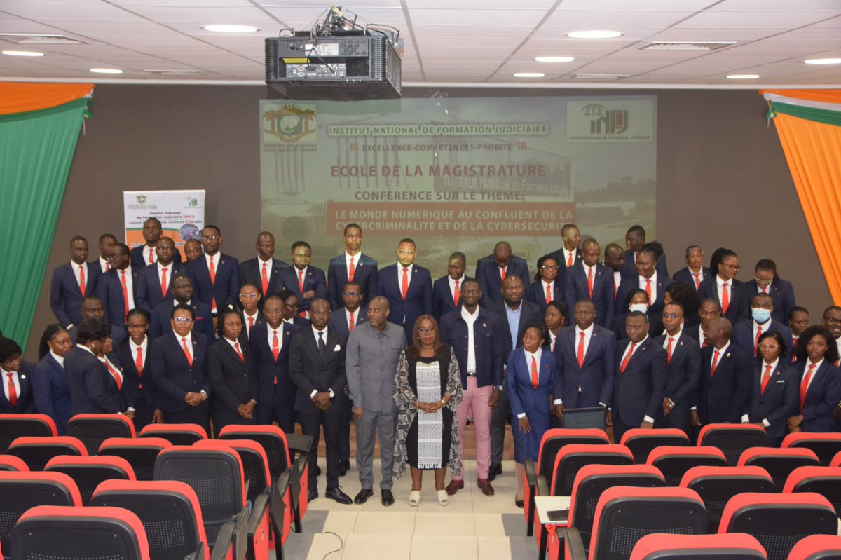 PLCCcybercrime's tweet photo. PANEL SUR L’ÉTAT DES LIEUX DE LA CYBERCRIMINALITÉ À L’ÉCOLE DE FORMATION JUDICIAIRE DE YAMOUSSOUKRO
#plcc
#ditt
#cybersécurité
#cybercriminalité
#sensibilisation
#EnLigneTousResponsables
#StopAuSorcierNumérique https://t.co/pECr3qOBYY