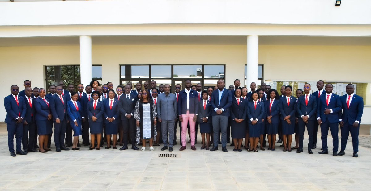 PLCCcybercrime's tweet photo. PANEL SUR L’ÉTAT DES LIEUX DE LA CYBERCRIMINALITÉ À L’ÉCOLE DE FORMATION JUDICIAIRE DE YAMOUSSOUKRO
#plcc
#ditt
#cybersécurité
#cybercriminalité
#sensibilisation
#EnLigneTousResponsables
#StopAuSorcierNumérique https://t.co/pECr3qOBYY