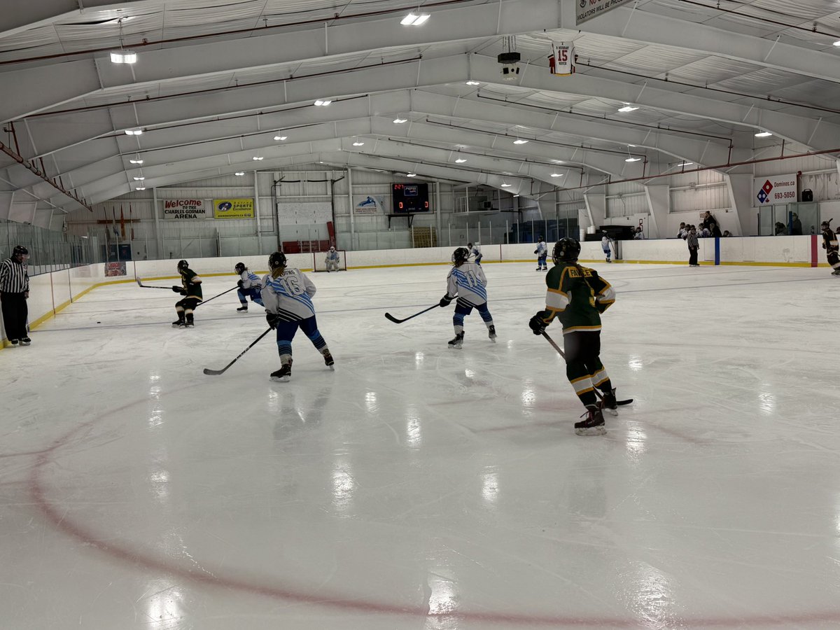 Congratulations 🎉👏 to our #GirlsHockey team for bringing home a big win last night! #Goingforgold! #teamworkmakesthedreamwork