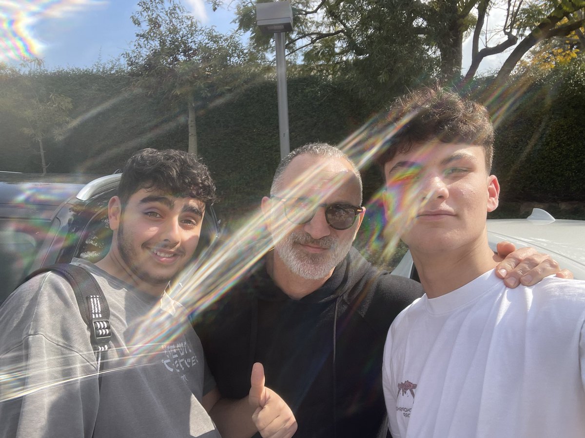 יונה tweet media