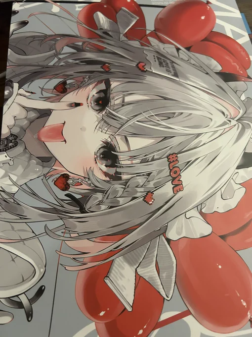 おしお先生の新刊創作もお仕事絵もめちゃくちゃかわいい、かなたその衣装デザイン全部すき。 