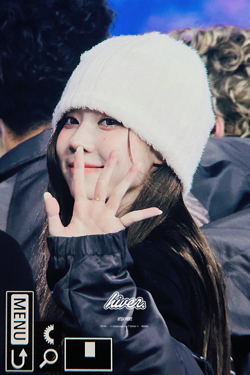 𝒉𝒊𝒗𝒆𝒓. tweet media