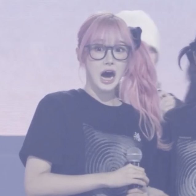 icurina's tweet image. ever since they started matching with each other they’ve been sharing one braincell together