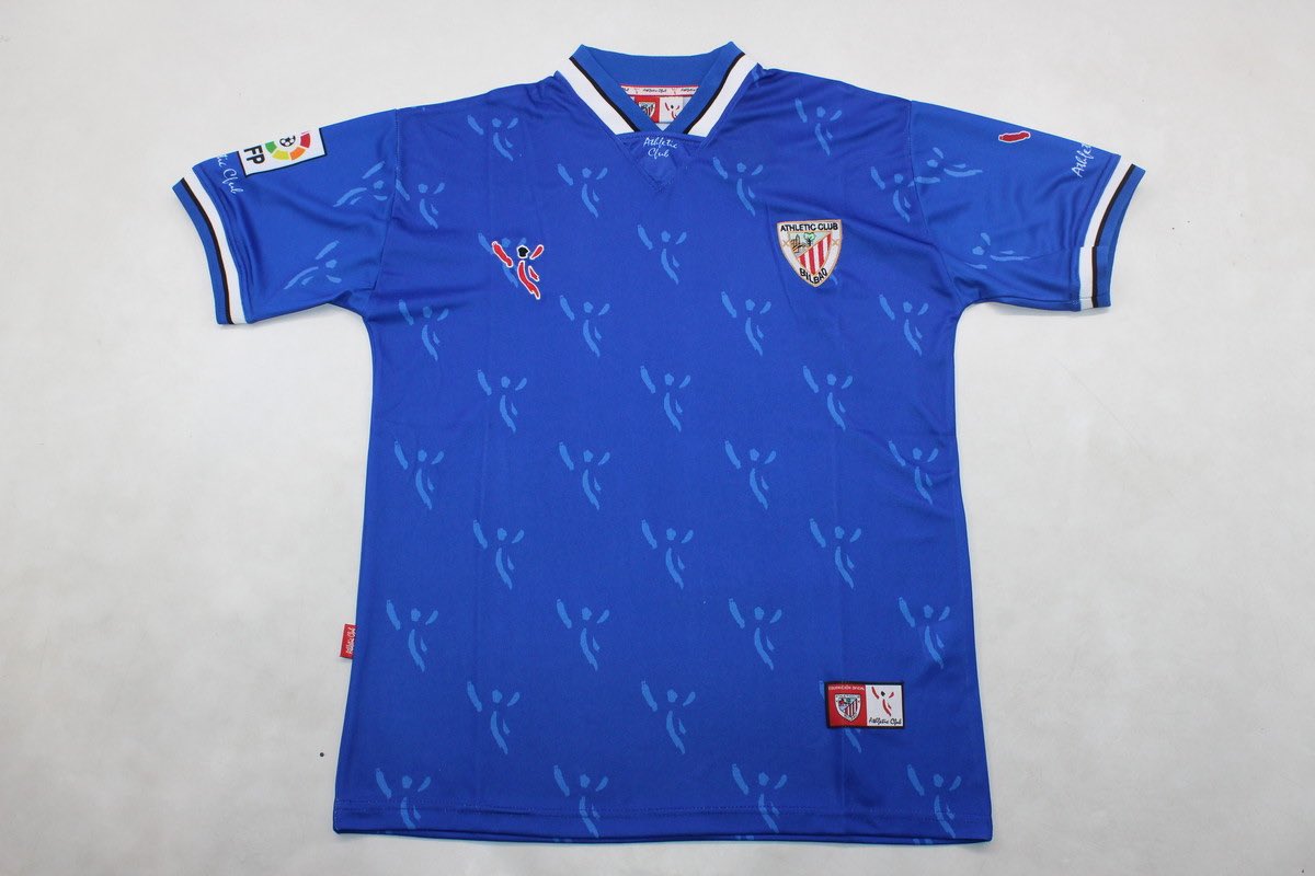 Puretonazo's tweet photo. 🚨 A TOMAR POR SACO 🚨

🎁 SORTEO camiseta ATHLETIC a ELEGIR (actual/retro)

Para participar 👇🏻

- Seguir a @Ctinfo_17 y a @Puretonazo 
- Dar RT a este tuit
- Mencionar a un amigo (opcional)

🍀 Suerte! https://t.co/ljspHG2giF