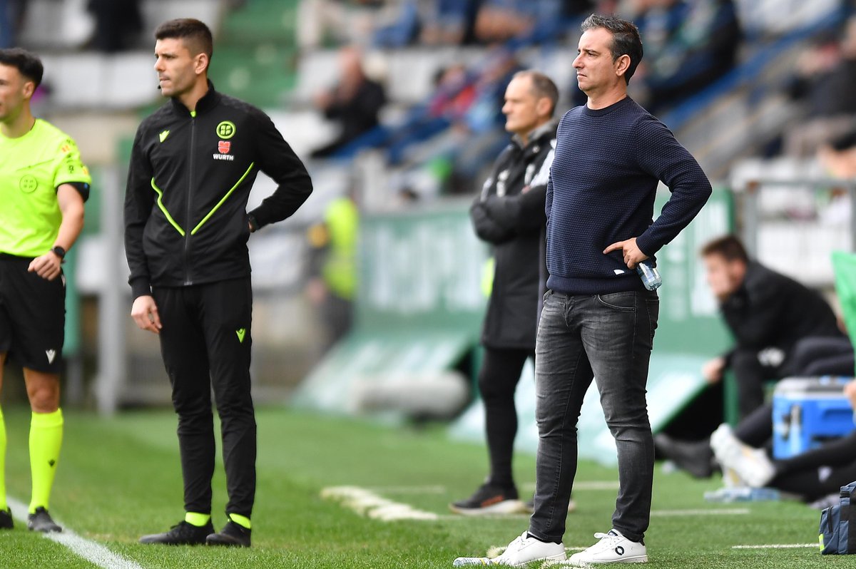 FCCartagena_efs's tweet photo. OFICIAL | Jandro Castro deja de ser entrenador del FC Cartagena.

Desde el club agradecemos su profesionalidad y le deseamos la mayor de las suertes en su futuro personal y profesional.

https://t.co/wlUaf2H1z0 https://t.co/kblYnYc57x
