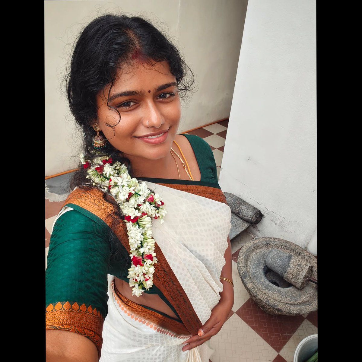 ActrezHub's tweet photo. #Rahini https://t.co/8iKzDBD4ma
