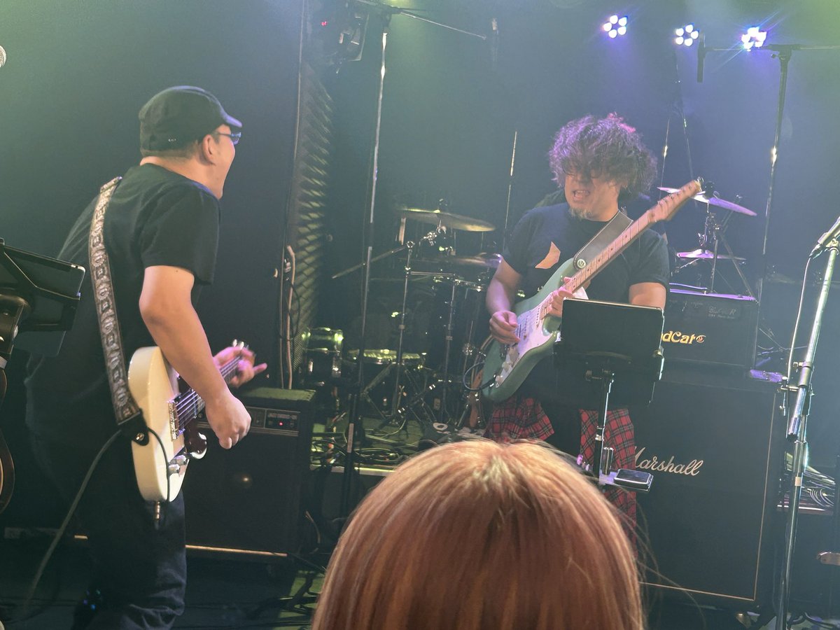 u_wtky's tweet photo. #themoonwalker(s)
はぁー楽しかった、、!
足は棒のようだし
てのひらは赤くなっちゃったけど
まんまといい夜にさせてもらいました🌙
おじさん、、いやいや
The moonwalker(s)!
ありがとうございました!! https://t.co/gLpHNhajpA