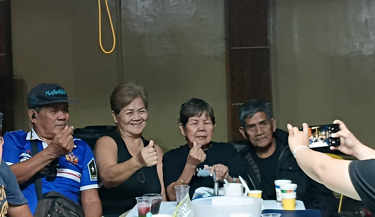 JerichoBanada's tweet photo. The Legendary Rivera Siblings. Nawa'y maabot din naming magkakapatid kung ano ang inyong mga edad lolos and lolas... https://t.co/ondn4LBs8f