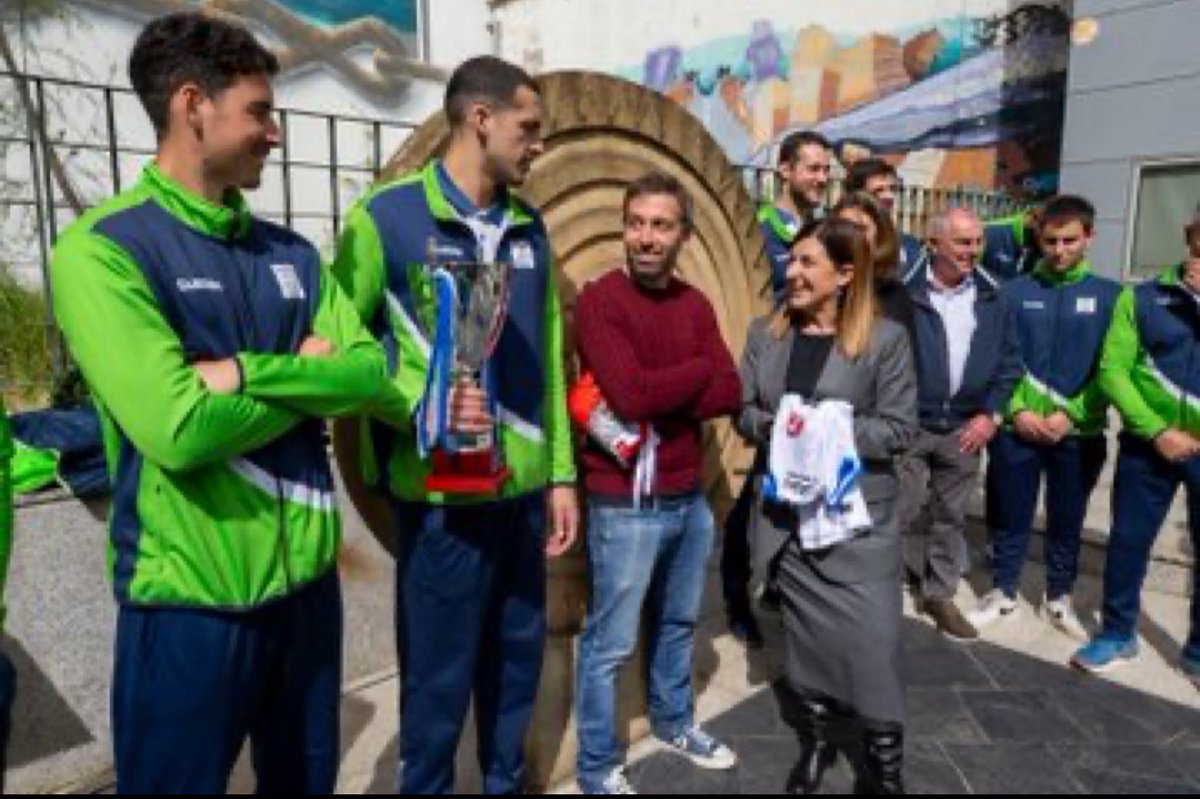 Enhorabuena al equipo de <a href="/VoleyTextil/">Voley Textil</a> por revalidar por segundo año consecutivo la Copa Príncipe. 

Desde México, no puedo olvidar los orirgenes de <a href="/tsantanderina/">Textil Santanderina / Santanderina Group</a> fundada en 1920 por los hermanos Higinio y Ventura González, oriundos de Cossio y residentes en Puebla.