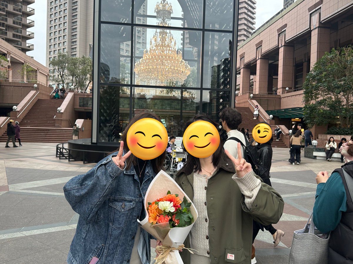 muca2825's tweet photo. 昨年11月に付き合って3年、今日はパートナーシップを結んでから1年が経ちました💫

彼女のおかげで、いろんな素敵な方と出会えたり🤝、自分もちょっとだけ前よりも成長できたんじゃないかな😳と思えたり、何よりたくさん幸せな気持ちにしてくれて感謝しかありません🙇‍♂️

これからも何卒よろしくね🤲✨ https://t.co/6ZLu7wBWYd