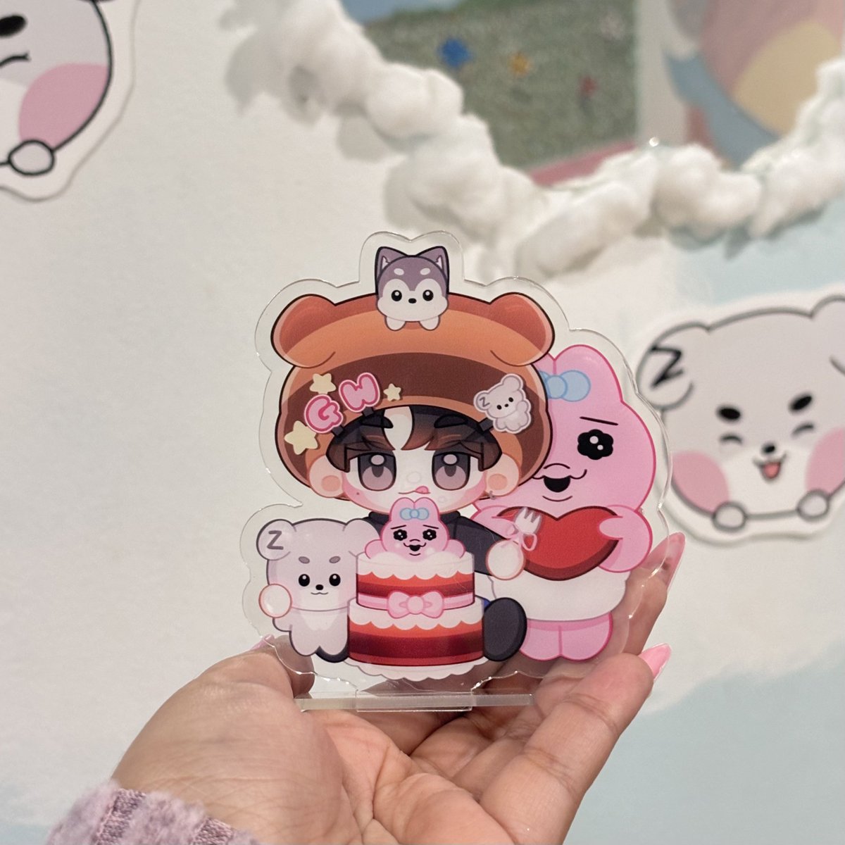 gunwookproject's tweet photo. จบลงไปแล้วสำหรับ 
𝐬𝐮𝐦𝐦𝐞𝐫 𝐜𝐚𝐦𝐞 𝐞𝐚𝐫𝐥𝐲 🌤️

ทีมต้องขอขอบคุณการตอบรับอย่างอบอุ่นของเจโรสทุกคนที่ทำให้บรรยากาศในคาเฟ่ของเราน่ารักมาก ๆ ทั้งสามวันเลยค่ะ ♡

special thanks
☁️ ร้าน take a sip สถานที่แสนน่ารัก
🎀 ของแจกจากคุณ @fofaleli ที่ทุกคนกรี๊ด

#21stSummerWithGunwook https://t.co/sAsx8jkrJP