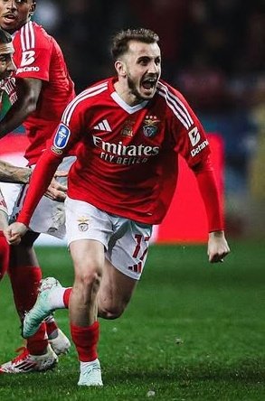 kupa almak ve oynamak çok mutlu 🪄🏆💃