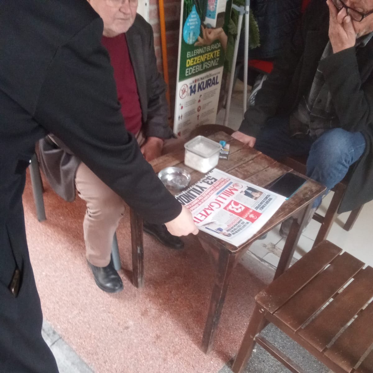 Haktan, hakikatten, doğruluktan şaşmadan, ilkeli, dürüst ve bağımsız olarak yayın hayatını sürdüren Milli Gazetemizin doğum günü kutlu olsun.  #milligazete53yasında

<a href="/saadetkadin35/">Saadet Kadın İzmir #İnsancaYaşam</a>
<a href="/SaadetPartisi/">Saadet Partisi</a> 
<a href="/saadetkadin/">Saadet Partisi Kadın Kolları</a>
<a href="/saadetizmir/">Saadet Partisi İzmir</a>
