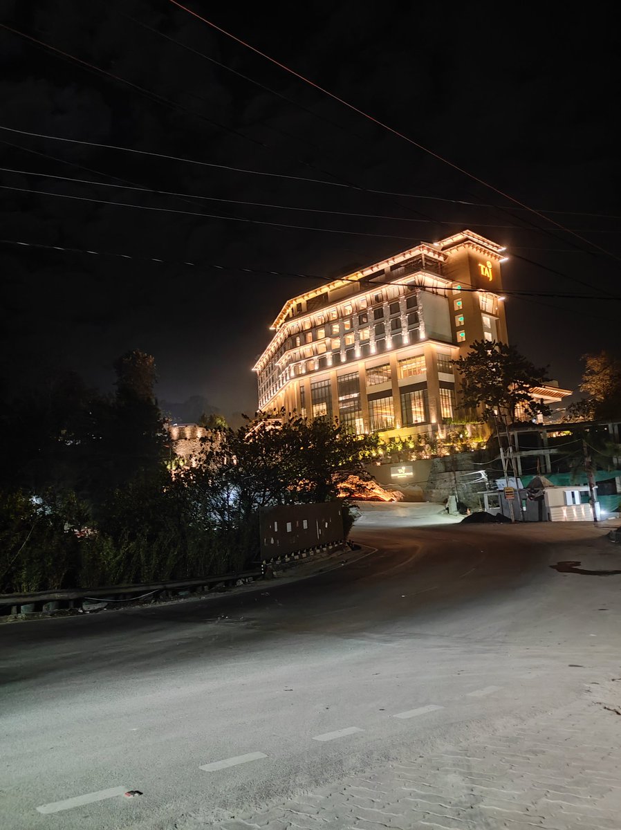 Taj Dehradun. 

#TajHotel #TajDehradun #TajMussoorieFoothills #TajHotelDehradun #NamasteDehradun #RajpurRoad #MussoorieRoad