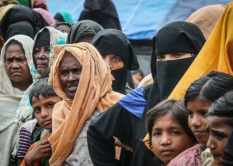NewsAlgebraIND's tweet photo. BIG BREAKING NEWS 🚨 25000 Bangladeshi Infiltrators will face deportation after HISTORIC Guwahati HC verdict 🔥🔥

Landmark decision of Guwahati High Court !!

These intruders didn’t register before FRRO.

Guwahati High Court has now paved the way for the potential deportation of 25,000 Bangladeshi intruders.