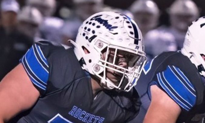 Timothy “EDGYTIM” OHalloran (@edgytim) on Twitter photo Brand New: Burlington Central
<a href="/CHSFootball100/">Central Rockets - Football</a> 2026 OL <a href="/bradywilliamso/">Brady Williamson</a> Brady Williamson who is our featured prospect of the day
edgytim.rivals.com/news/meet-2026… Brand New: Burlington Central
<a href="/CHSFootball100/">Central Rockets - Football</a> 2026 OL <a href="/bradywilliamso/">Brady Williamson</a> Brady Williamson who is our featured prospect of the day
edgytim.rivals.com/news/meet-2026…