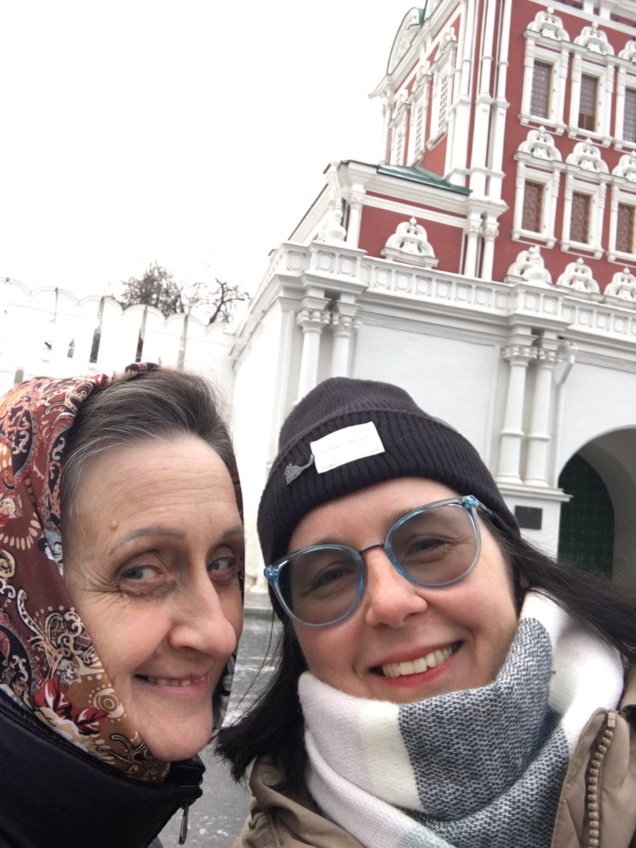 vphph's tweet photo. день провела с тётей https://t.co/GdOxWGAi6u