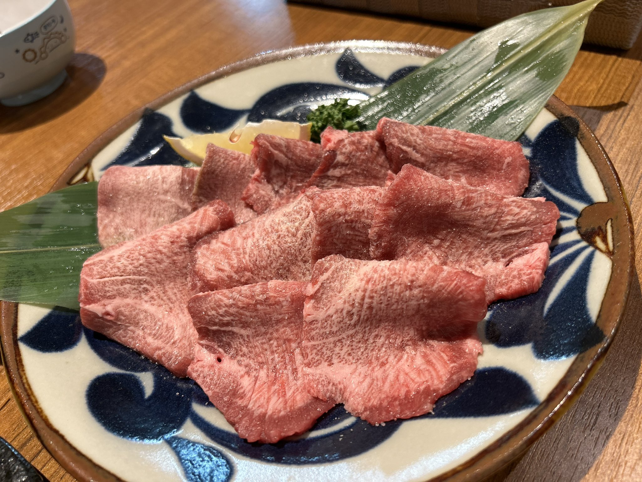 メルカリで本日中に売れなければ300円❗「はるうららニャンコ」 クレヨンしんちゃん オラたちの恐竜日記 扇子 2種セット - メルカリ