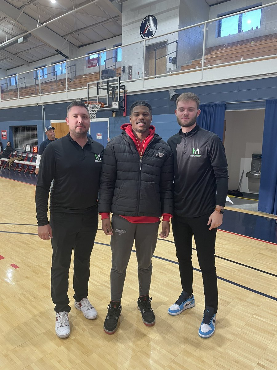 Xavier Dunn tweet media