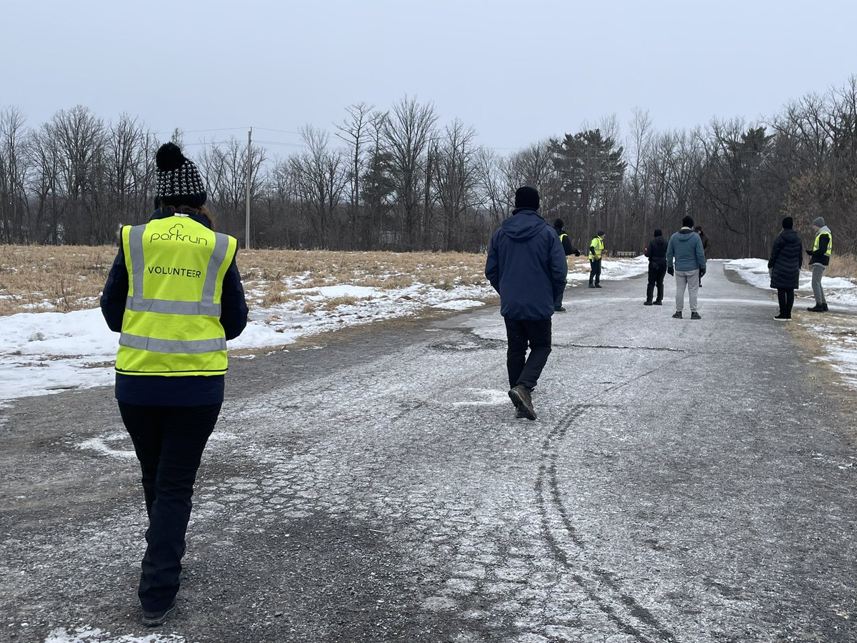 orleansparkrun's tweet photo. 220th event / 220e évènement - JANUARY 11 2025

We had 28 participants, including 2 first-timers, who ran, jog or walk today! Thanks to Chris for adapting the course for the participants safety!😀

Thanks to our volunteers, who again made this event possible. 🏃🏻‍♂️🏃🏼‍♀️🚶‍♀️🦮 https://t.co/GCH9MOrHam