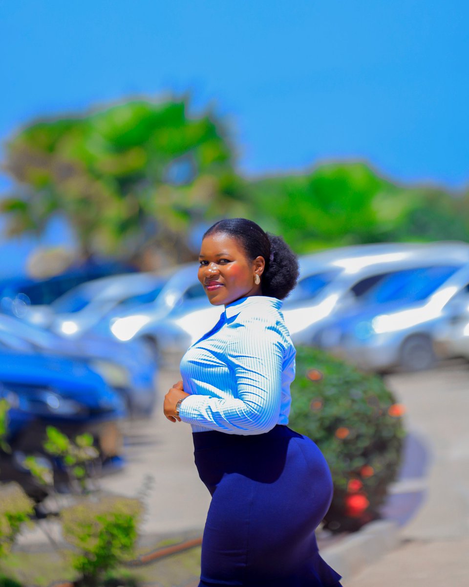 GGuildo's tweet image. ︗︗︗︗︗︗︗︗︗︗︗︗
🥀💞‼️   𝑺𝒘𝒆𝒆𝒕    ‼️💞🥀🌹🌹
︘︘︘︘︘︘︘︘︘︘︘︘
Photography by
@GodloveGuildo 
WhatsApp +255658621062