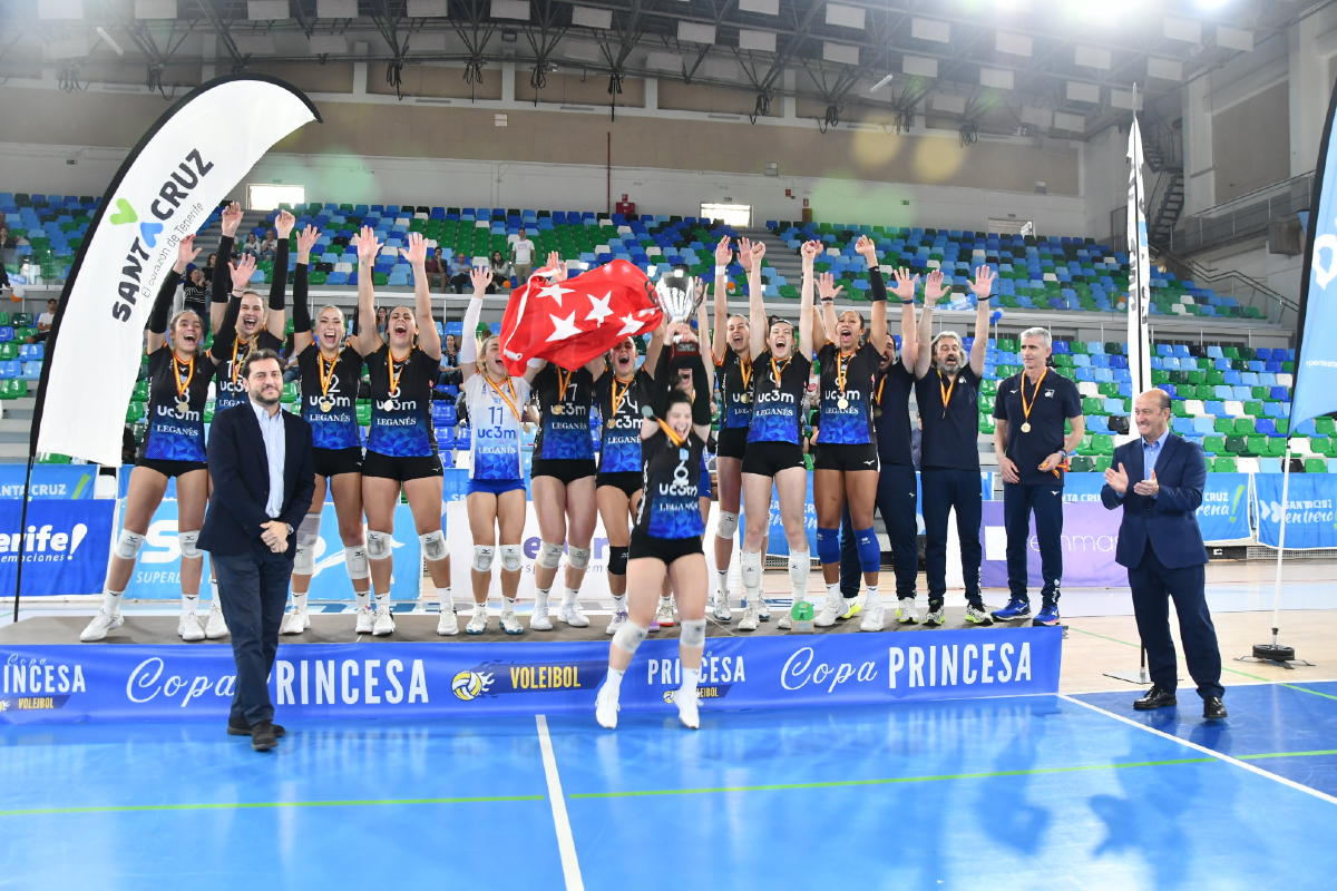 🥇 ¡¡¡CAMPEONAS DE LA COPA PRINCESA 2025!!! 🏆

#VamosLega 💙🤍
#deporteuc3m 🙌🏐
<a href="/uc3m/">UC3M</a> <a href="/AytoLeganes/">Ayuntamiento de Leganés</a> <a href="/Ynsadiet/">Ynsadiet</a>