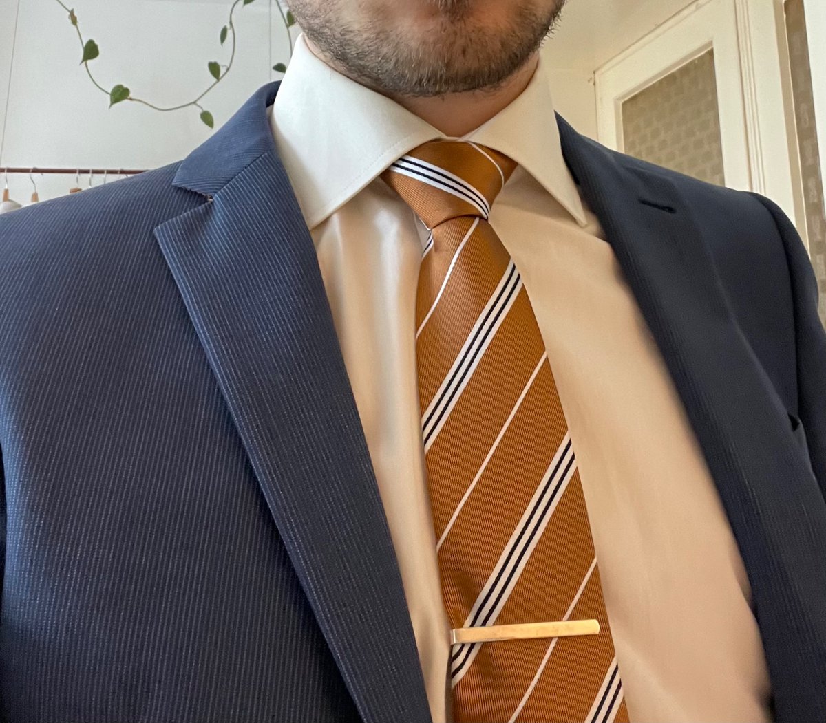 Orange and blue #gay #suit #suited #meninsuits #suitfetish #gaysuit