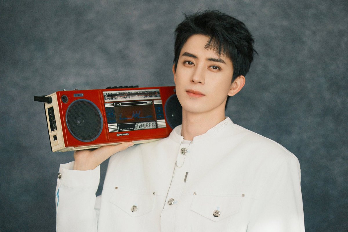 dramapotatoe's tweet photo. #AoRuipeng for #MoonlightMystique promos

More - https://t.co/orflm0g73C https://t.co/a9DHAZjjbu
