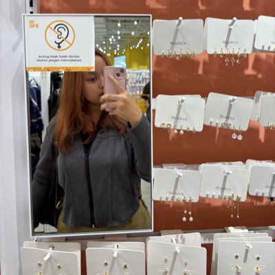 ItsMeedindaaa's tweet photo. #FotoProfilBaru https://t.co/V3ObzmLx9A