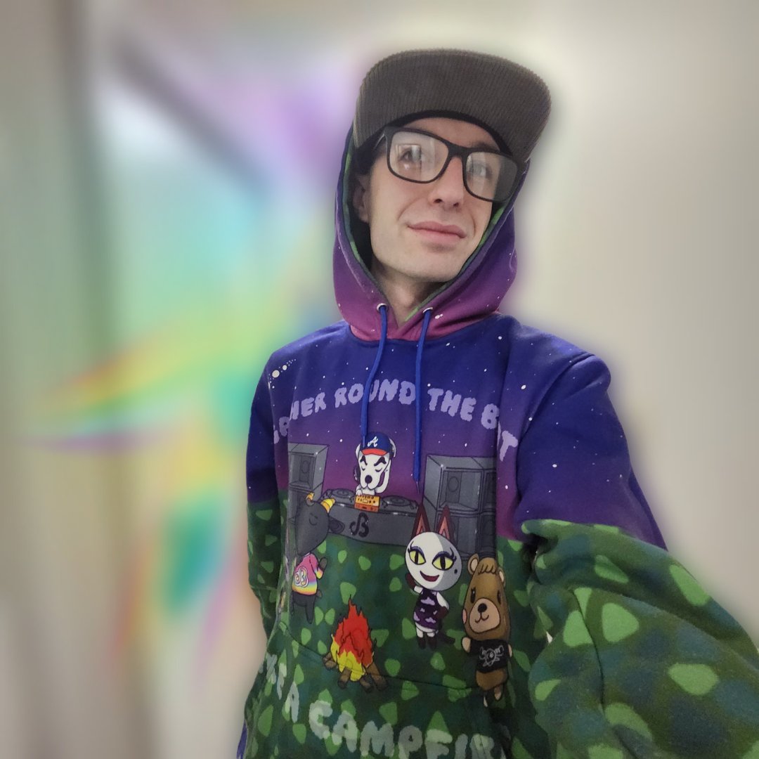 glitched.fae tweet media