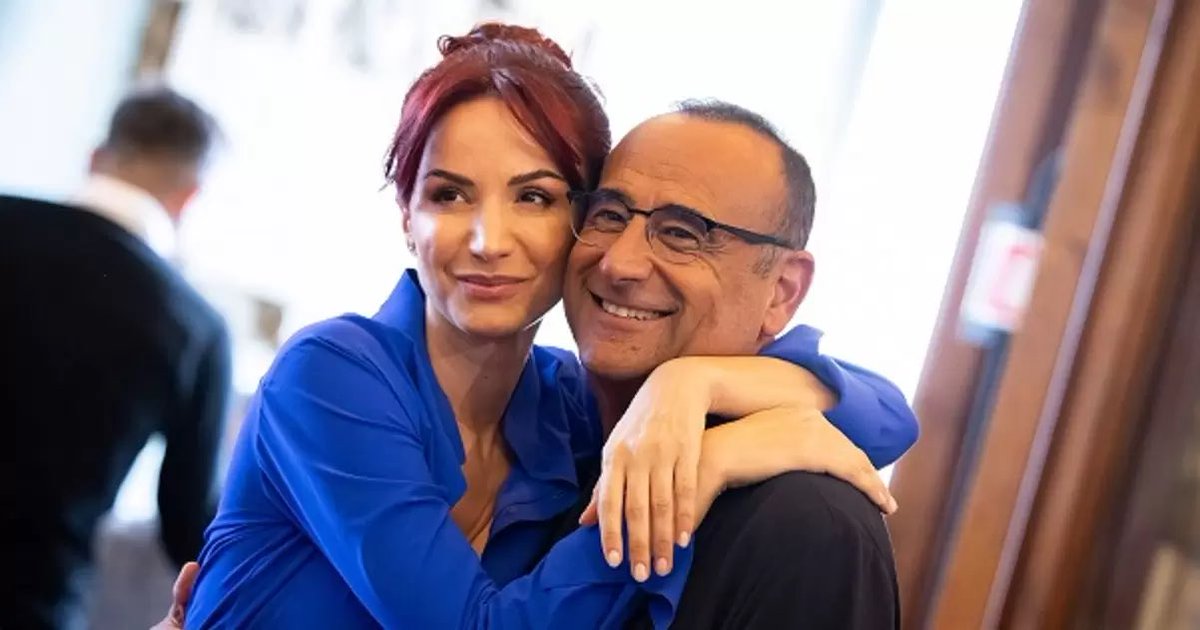 Cinguetterai's tweet image. Mancano poche ore all’annuncio ufficiale di Carlo Conti e negli ultimi minuti è arrivato un nuovo nome tra i co-conduttori di #Sanremo2025: Andrea Delogu.

La conduttrice de #LaPortaMagica ritroverà Carlo sul palco dell’Ariston, dopo il successo dei #TimSummerHits?

(@fanpage)