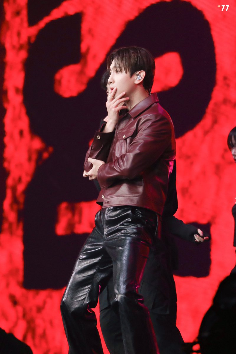 250112 #SMTOWNLIVE2025 

HD. 4P

#TVXQ 
#최강창민 
#Changmin 
#沈昌珉 
#チャンミン 
#MAXCHANGMIN
