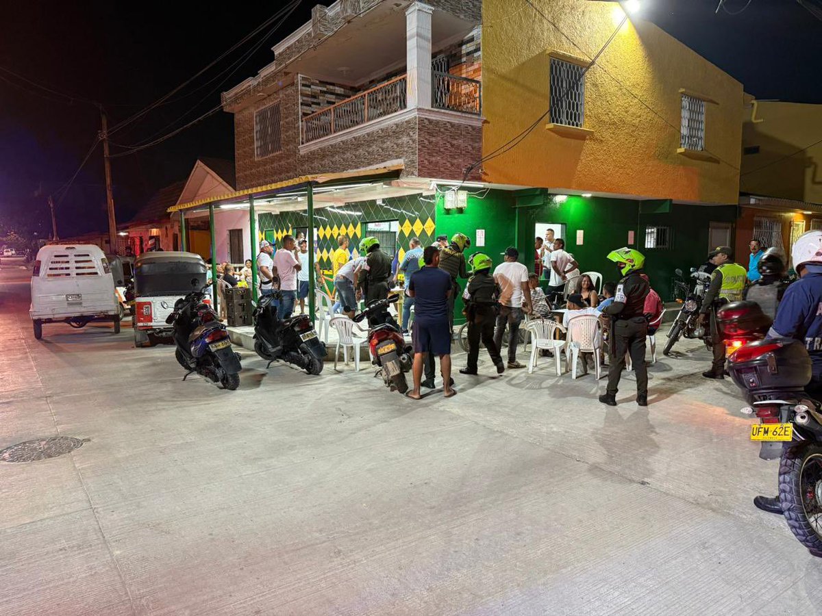 soledadalcaldia's tweet image. #11E
#CaravanasPorLaVida

El sábado 11 de enero, la Secretaría de Gobierno junto a la Policía Nacional, BAPOM2, Policía Comunitaria, Infancia y Adolescencia, Patrulla Púrpura, Fuerza Aérea, Tránsito y Transporte, y la Personería Municipal realizaron un operativo mixto en