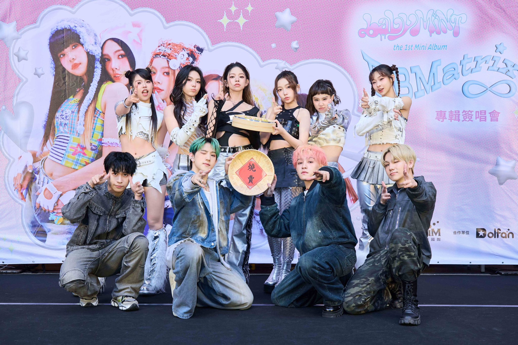 GhGpDcvbkAABIIL?format=jpg&name=large