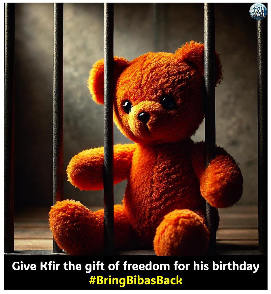 MoralBlindness's tweet photo. Imagine celebrating your first and second birthday in a terr0r tunnel. 😢
#letthemgo #LetThemGoNow https://t.co/PG3fhC58dO