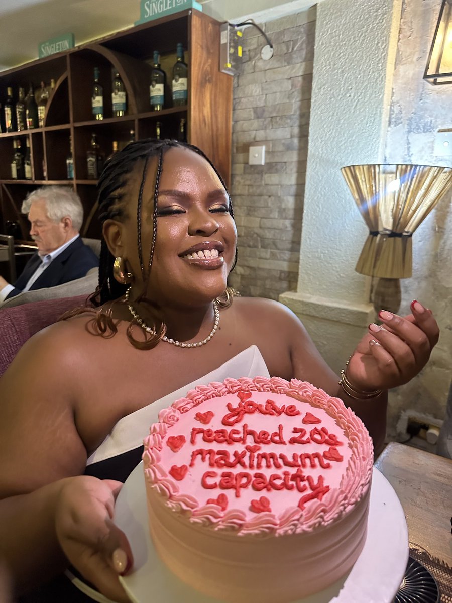 b_shillingi's tweet photo. Last leg of the 20s lessgo🥳🍾 https://t.co/MVoDY1TS5B