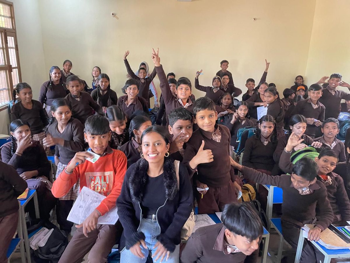 Bachpan_15's tweet photo. This Youth Day, let's celebrate the power, potential, and passion of the young minds who will shape a brighter tomorrow. 🌈 Together, let's protect their innocence and nurture their dreams. 💫

#NationalYouthDay #bachpansavetheinnocence #EmpowerYouth #BrightFuture https://t.co/GiUGdCLhWS