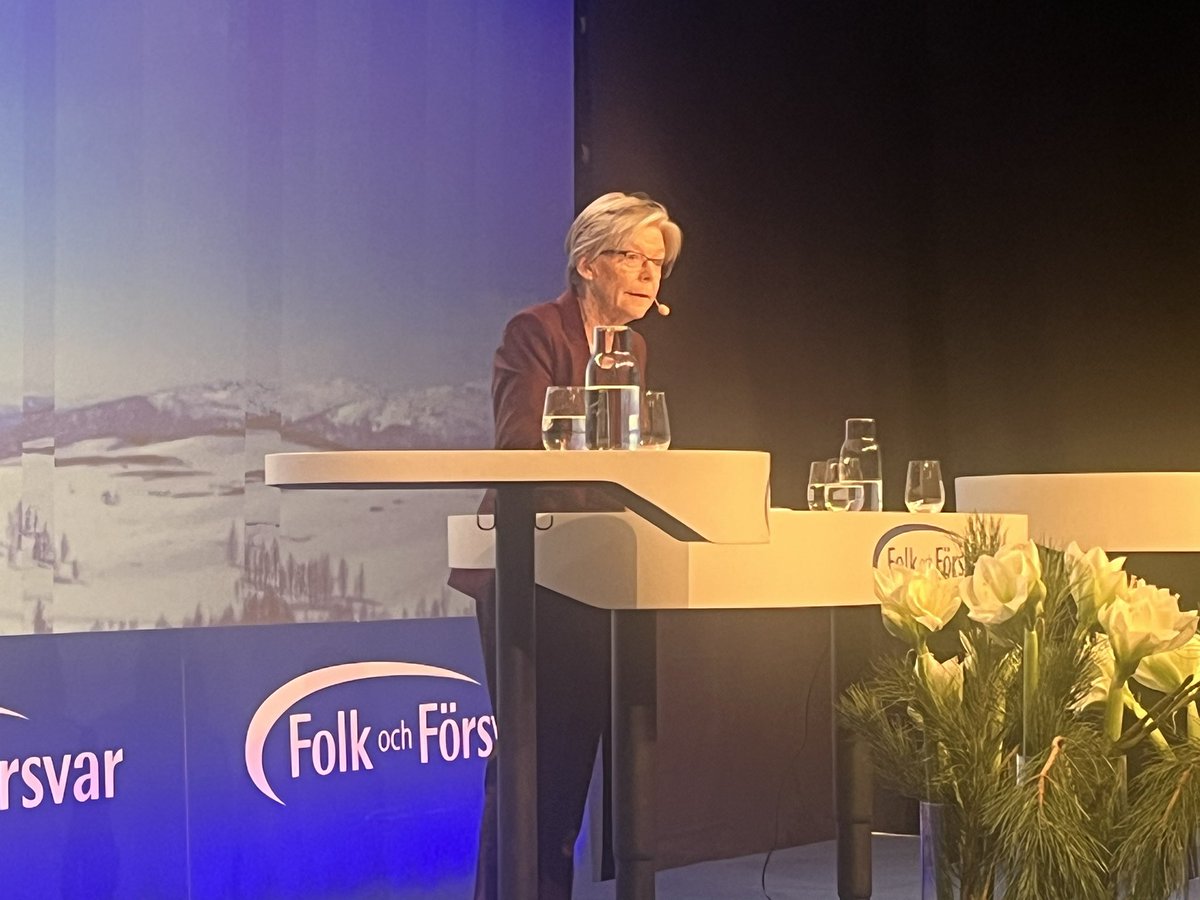 Jakob Hallgren (@hallgrenjakob) on Twitter photo Gudrun Persson påminner på ett briljant sätt om Rysslands världsbild och metoder, bl.a. genom att citera den svenske diplomaten Petrus Petrejus (Per Persson) beskrivning av moskoviterna från tidigt 1600-tal. <a href="/FolkochForsvar/">Folk och Försvar</a> <a href="/UISweden/">Utrikespolitiska institutet</a> Gudrun Persson påminner på ett briljant sätt om Rysslands världsbild och metoder, bl.a. genom att citera den svenske diplomaten Petrus Petrejus (Per Persson) beskrivning av moskoviterna från tidigt 1600-tal. <a href="/FolkochForsvar/">Folk och Försvar</a> <a href="/UISweden/">Utrikespolitiska institutet</a>