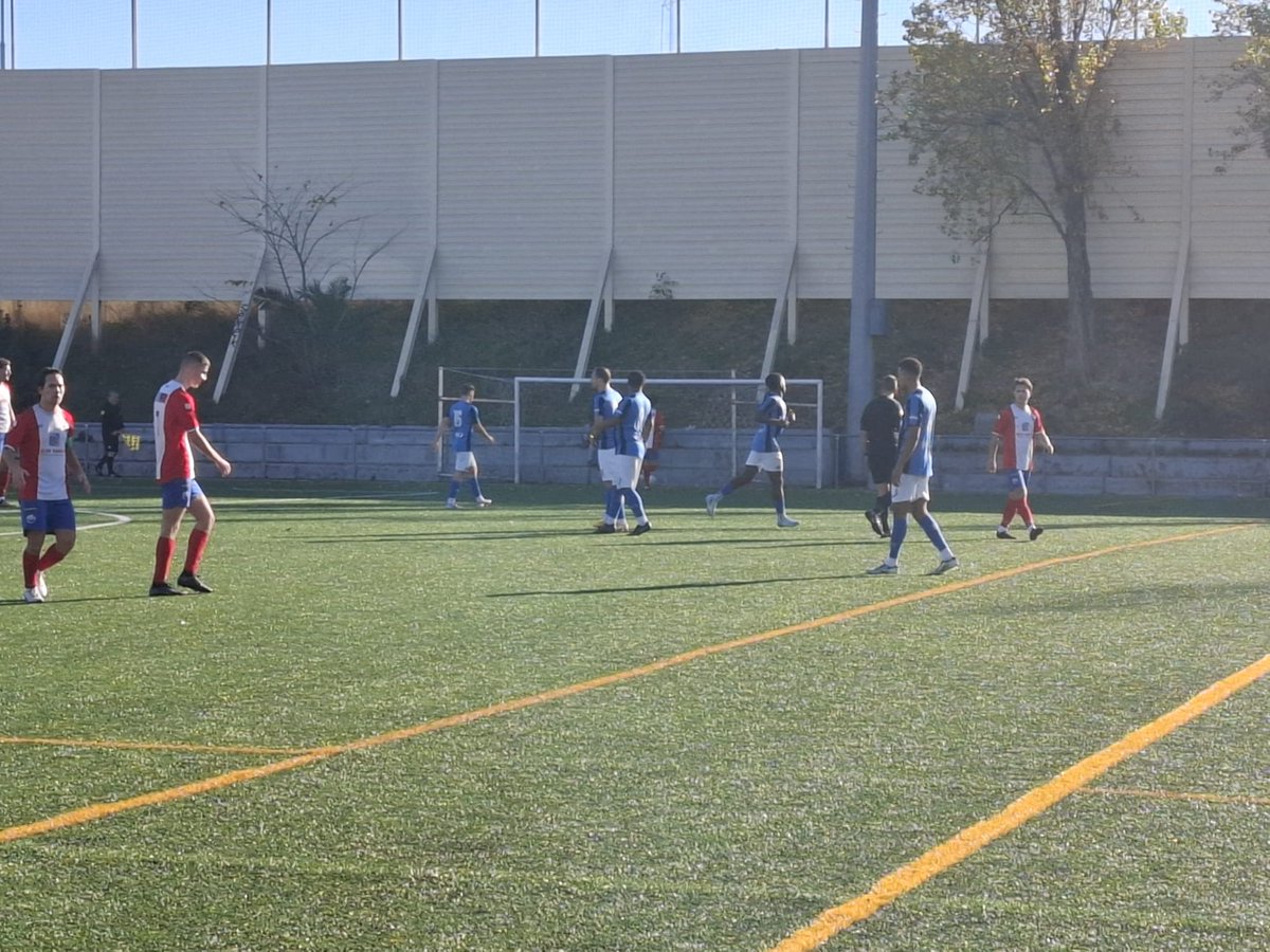 Oefenwedstrijd niet tegen WV HEDW maar tegen een andere club uit Amsterdam <a href="/afc_dws/">A.F.C. DWS Amsterdam</a> is met 3-4 verloren na een 3-0 voorsprong.