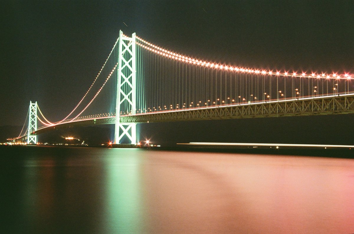 kazu1200_SR's tweet photo. 明石海峡大橋( 1月2日 )
※ 先月 https://t.co/J08PyZWpwY
EF24-85mm F3.5-4.5 USM
EF28-105mm F4-5.6 USM
FUJIFILM 400
#キヤノン党でほめあいたい
#Canon
#EOS55
#FUJIFILM
#FUJIFILM400
#兵庫県立舞子公園
#夜景 https://t.co/jPmzDCIISD