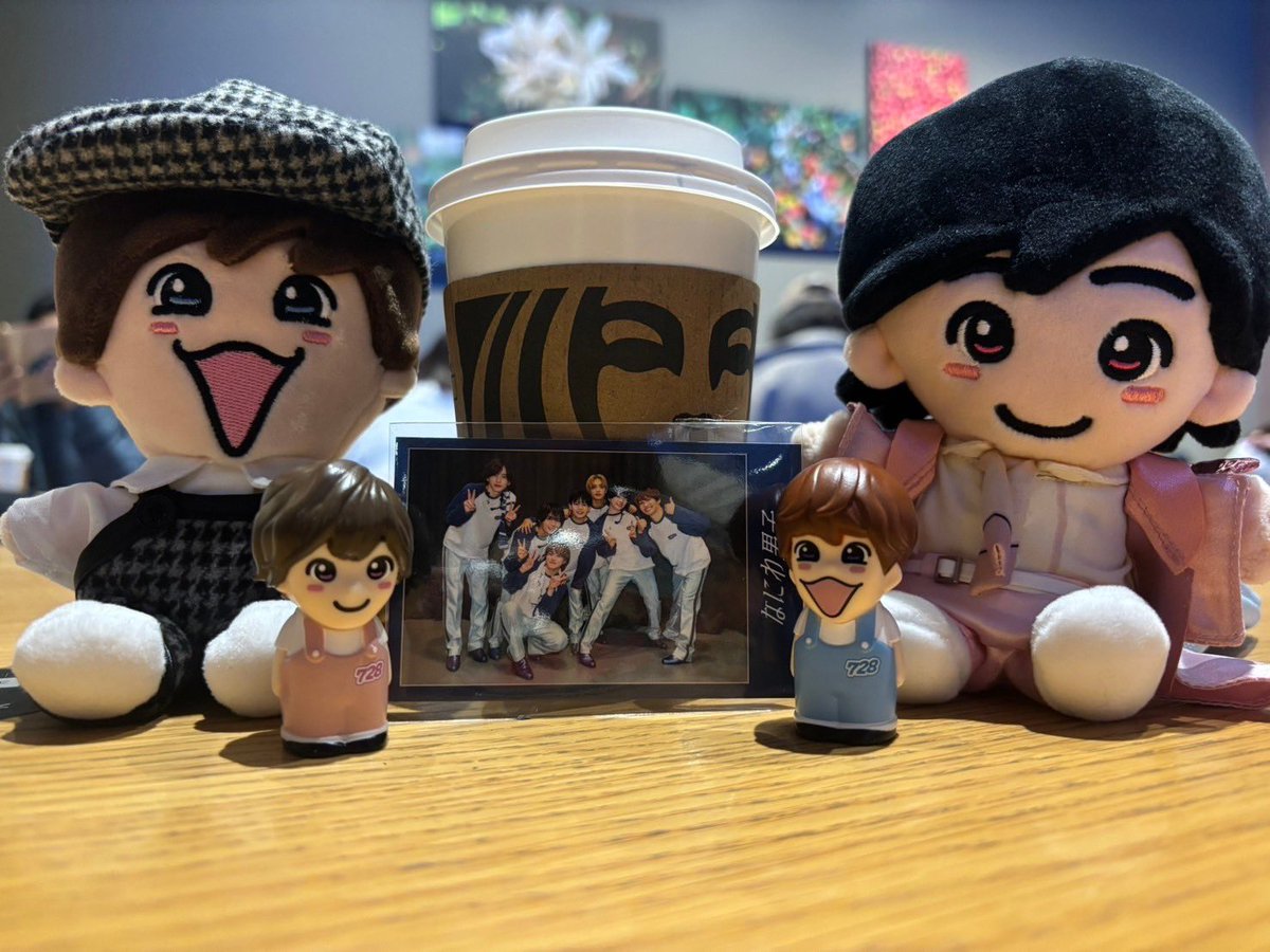 yuuki0728s2's tweet photo. ぴいちゃんとはじめまして︎︎𓂃⟡.·
お茶して一緒にライビュ🎤💕
終始楽しかった"Ｑ｡('-'｡)"
静かめにきゃーきゃー💙🩷🙈
言いながら鑑賞しました⋈♡*｡ﾟ
帰りはスタバ☕️でお喋りᥫᩣ  ̖́-
幸せな時間すぎた😭
ほんまにありがとう～🩷💙
なにわちゃんもありがとう、お疲れ様😭💕
@piimama617 https://t.co/y4oYRNsE7U