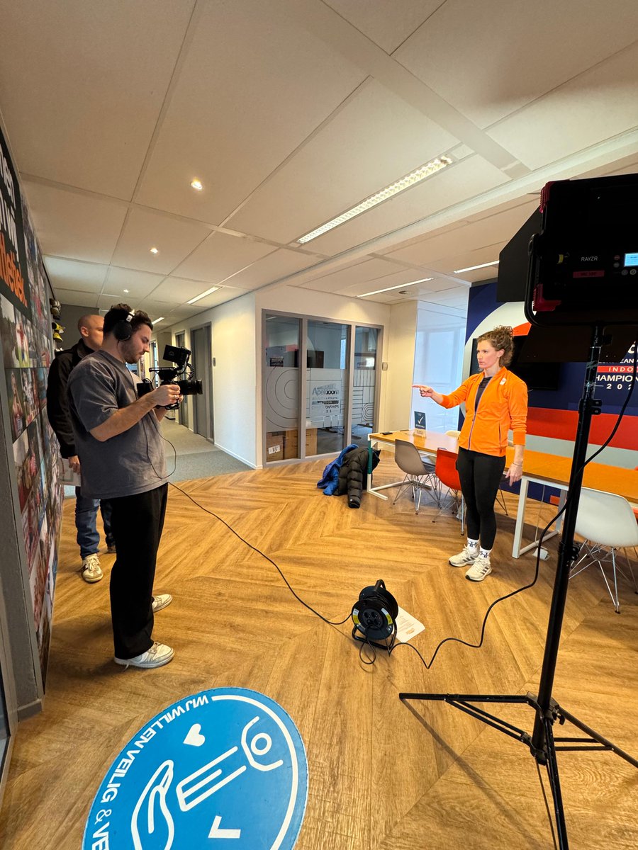ToucheSportNL's tweet photo. #𝓞𝓹𝓟𝓪𝓹𝓮𝓷𝓭𝓪𝓵 𝓭𝓻𝓪𝓪𝓲𝓭𝓪𝓰! 🎥🏃‍♀️🏃🏻

🤝@Atletiekunie 
🏆@NS_online 
⚡Urban Athletics Series x NK indoor 
📍@Papendal
🎉@FemkePluim 

#fanvanfans https://t.co/0jXMVVF5Vn