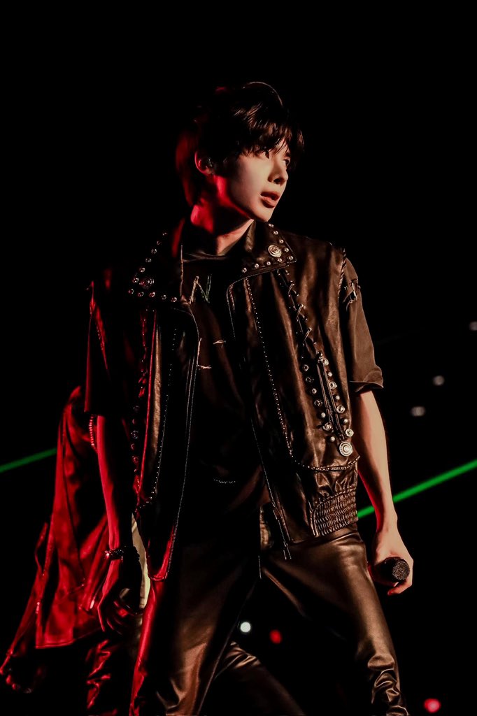 #태현 R☆ckstar 🎸⋆⭒˚｡⋆