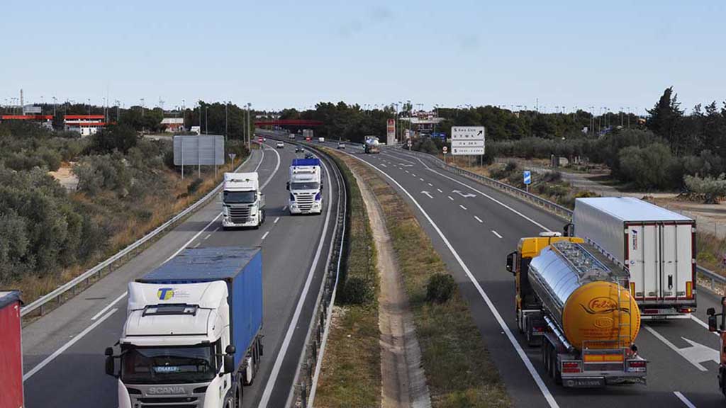 🟢✔ A licitació l’estudi informatiu de la variant de Masdenverge

📷 LA NOTÍCIA: setmanarilebre.cat/a-licitacio-le…

<a href="/transportesgob/">Ministerio Transportes y Movilidad Sostenible</a> <a href="/transit/">Trànsit</a> <a href="/territoricat/">Territori</a> <a href="/miqalonso/">Miguel Alonso</a> <a href="/govern/">Govern de Catalunya</a> <a href="/SilviaPaneque/">Sílvia Paneque</a> <a href="/govterresebre/">Delegació del Govern a les Terres de l'Ebre</a> <a href="/castorgonell/">Joan Castor Gonell</a> #Masdenverge #TerresdelEbre