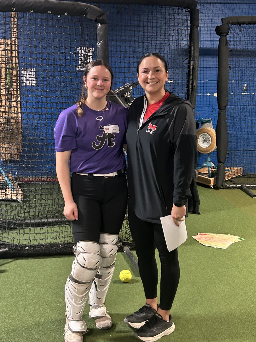Thank you to <a href="/MaryvilleSB/">Maryville Softball</a> for the clinic! So thankful for the pointers and the awesome camp! Go Saints!